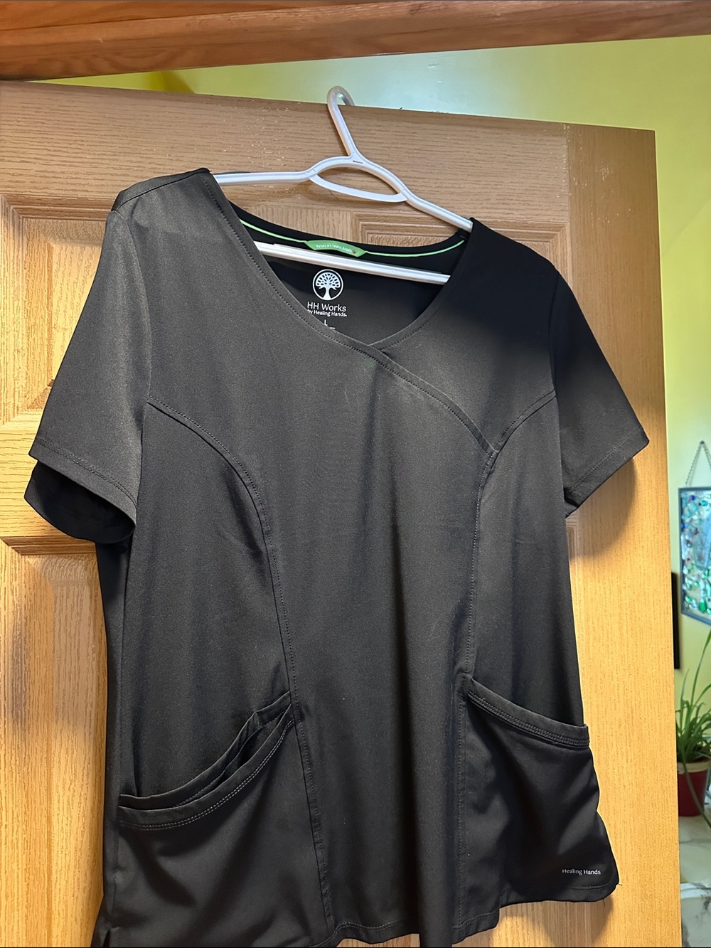 healing hands Black Short Sleeve Scrub Top